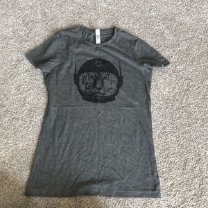 Tiger space helmet grey t-shit